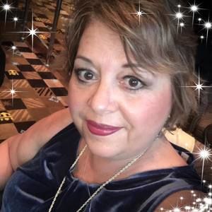 Meet your Posher, Janet